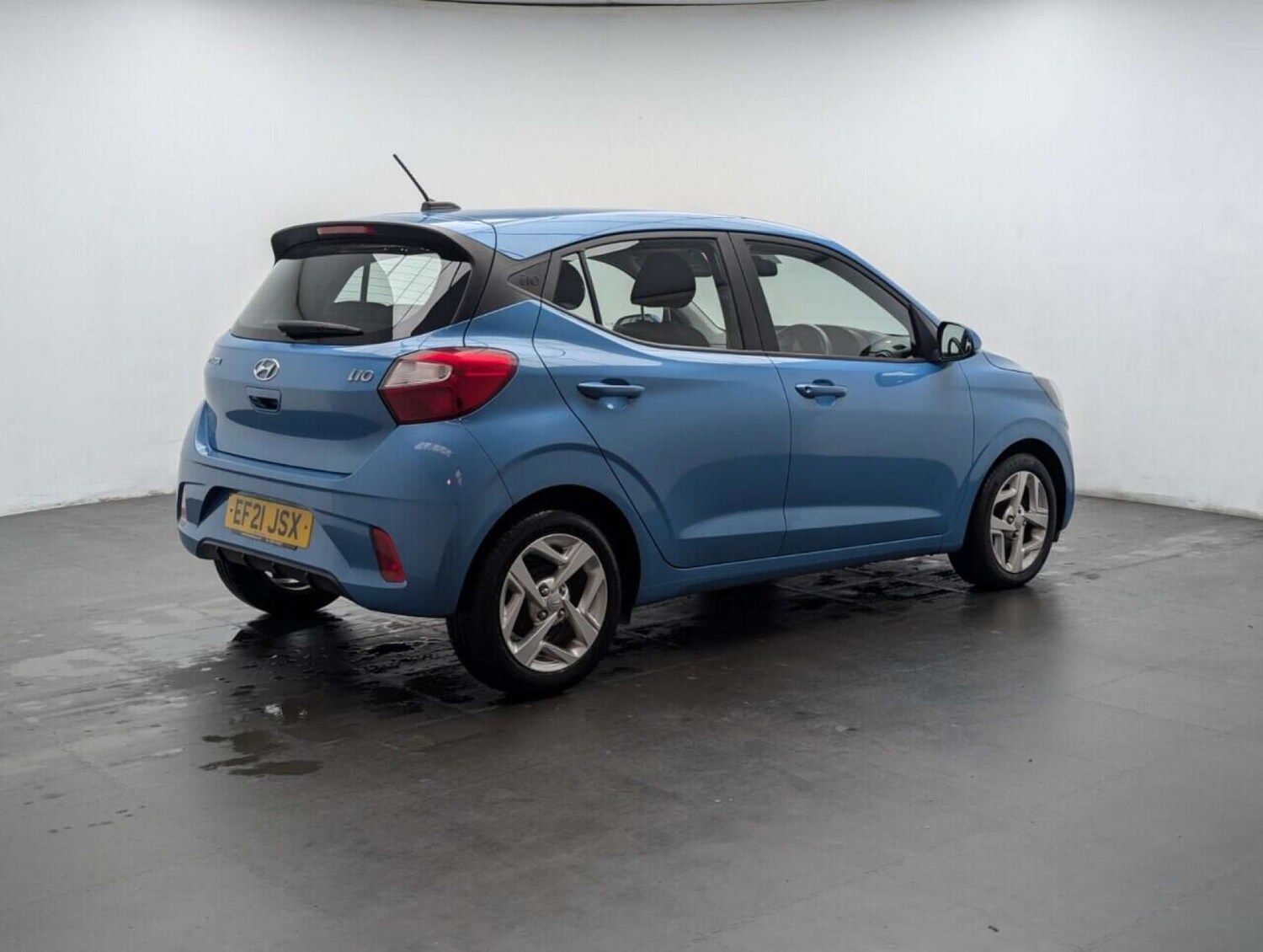 Used Hyundai i10 2021 for sale - 77713128: Photo 8