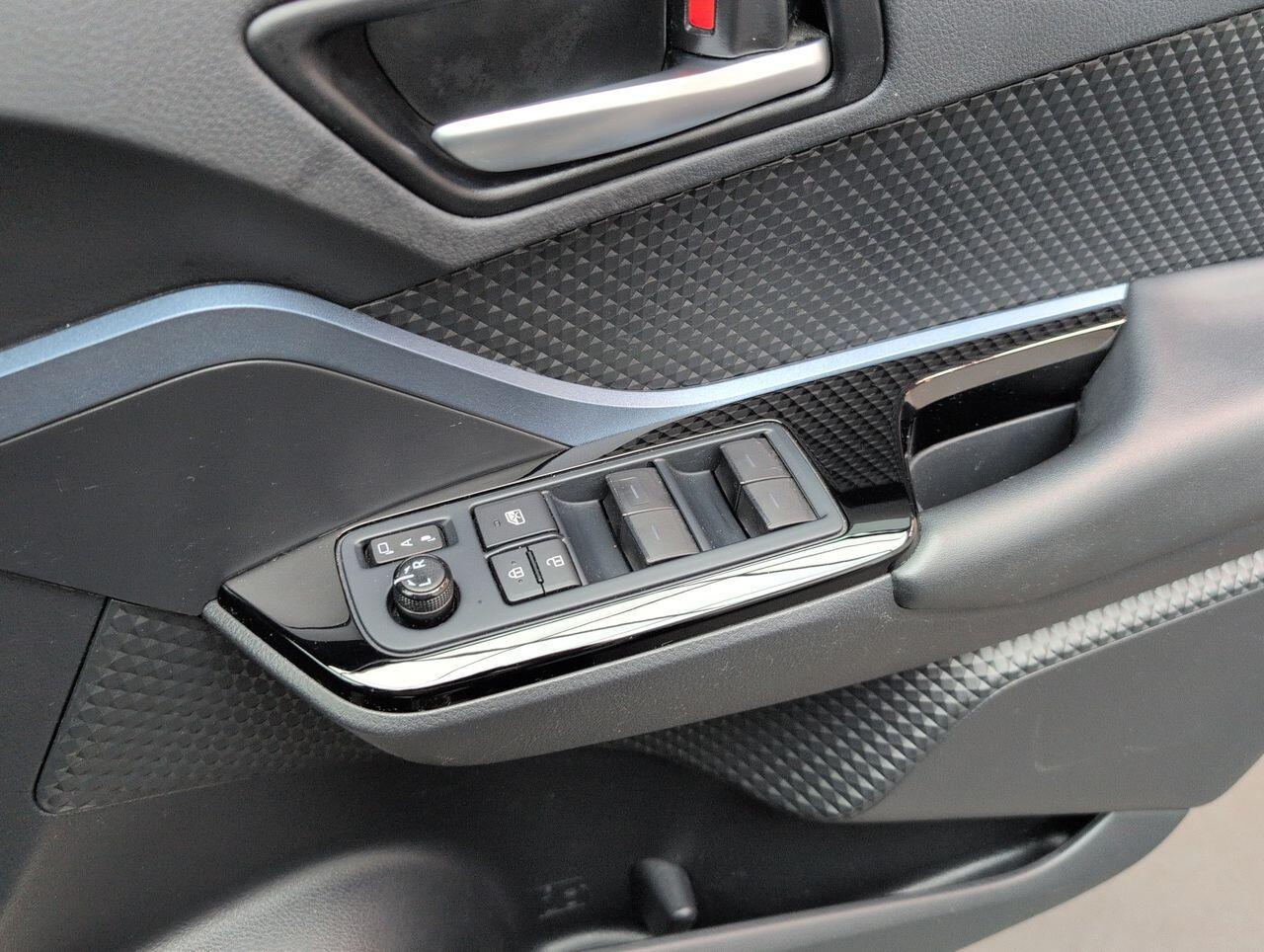 Used Toyota C-HR 2021 for sale - 76425305: Photo 64