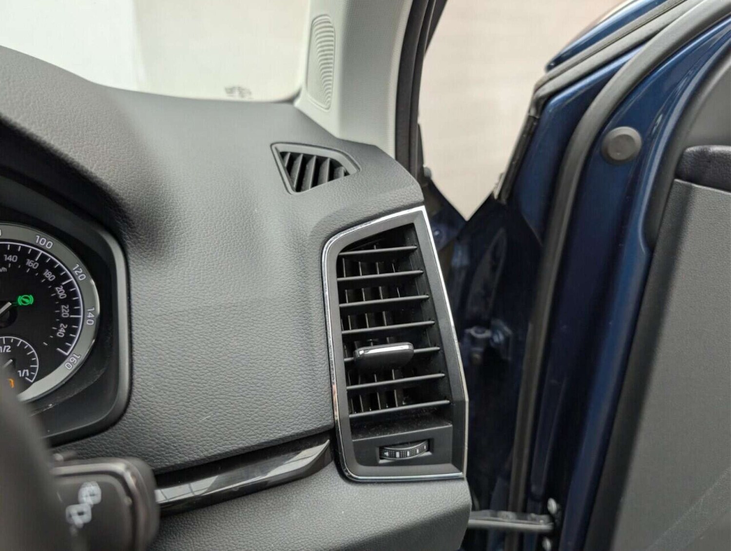 Used Skoda Karoq 2020 for sale - 77713542: Photo 19