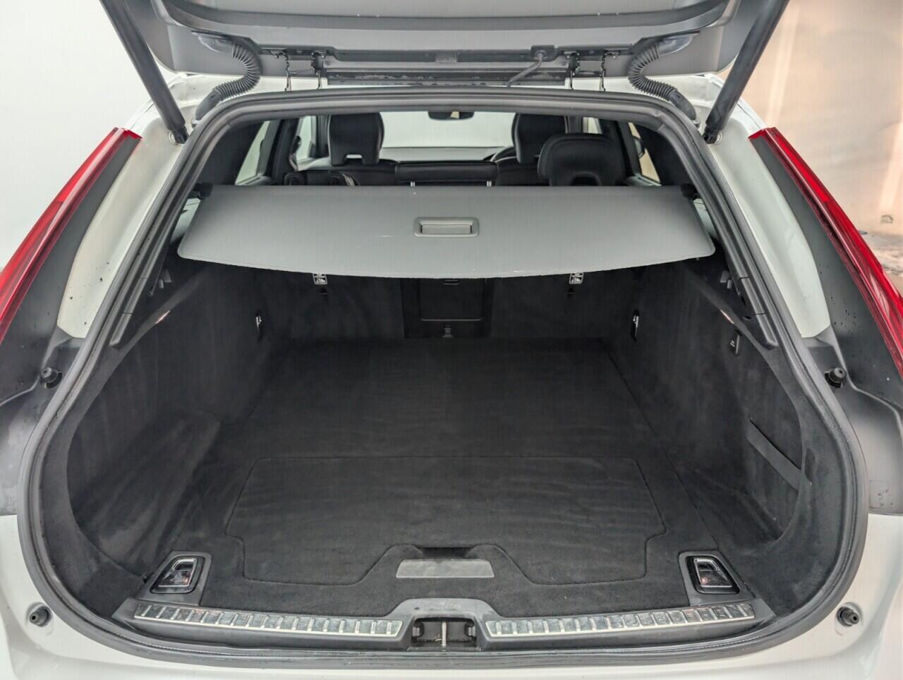 Used Volvo V90 2020 for sale - 76423843: Photo 38