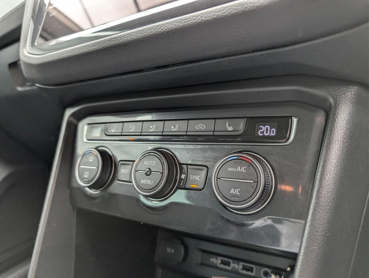 Used Volkswagen Tiguan 2019 for sale - 77203744: Photo 16