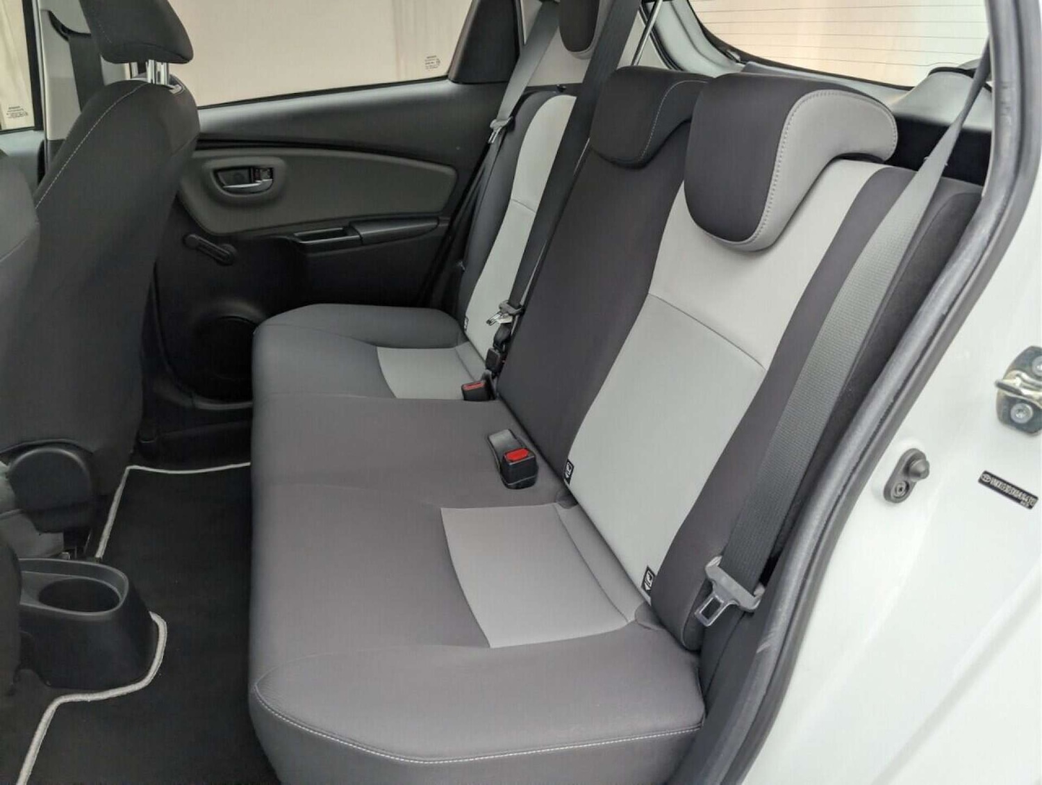 Used Toyota Yaris 2019 for sale - 77713033: Photo 26