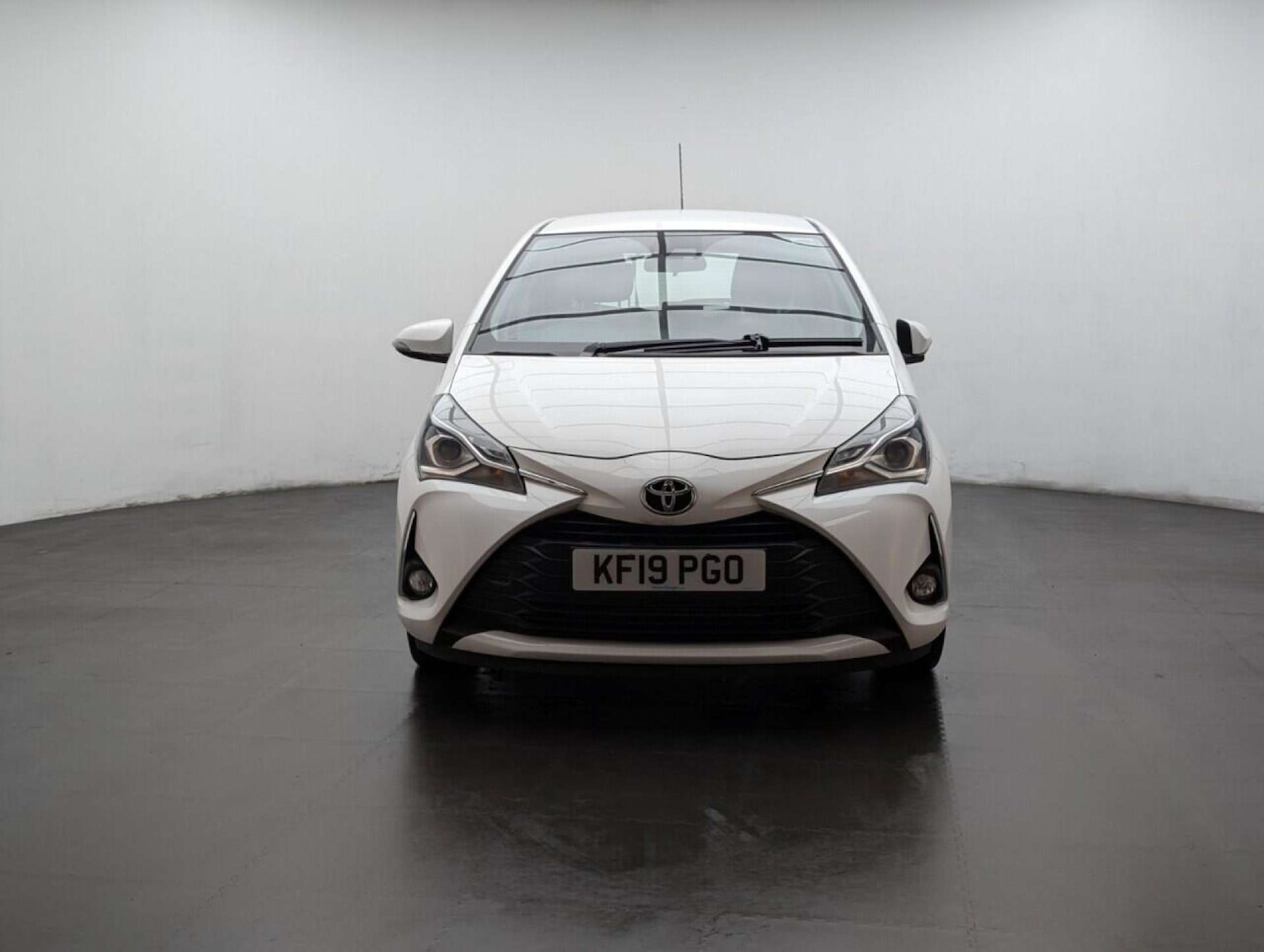 Used Toyota Yaris 2019 for sale - 77713033: Photo 3