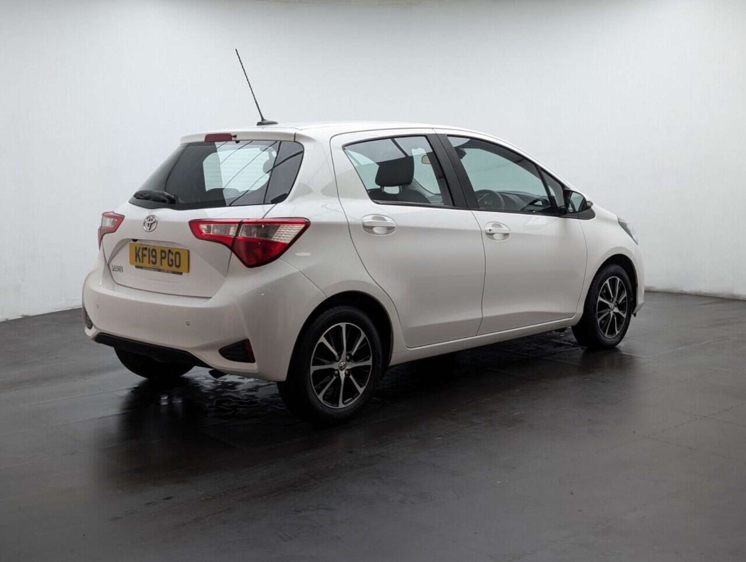 Used Toyota Yaris 2019 for sale - 77713033: Photo 8