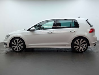 Used Volkswagen Golf 2017 for sale - 77765814: Photo