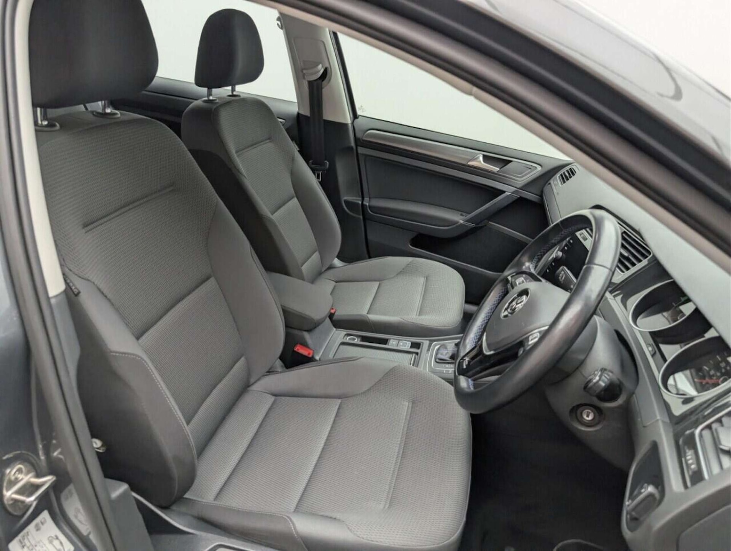 Used Volkswagen Golf 2019 for sale - 77713246: Photo 12