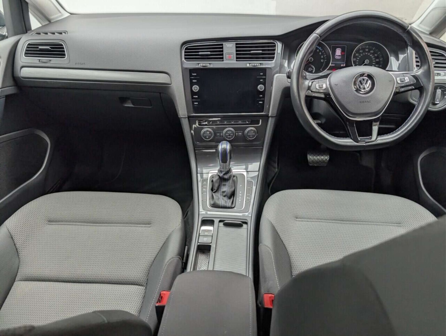 Used Volkswagen Golf 2019 for sale - 77713246: Photo 24