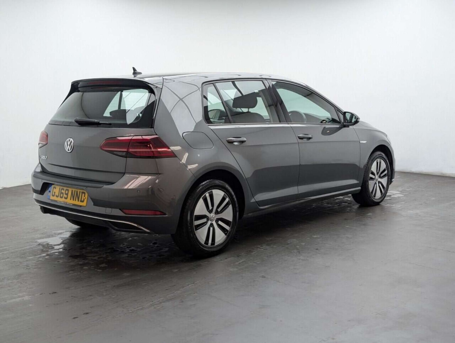 Used Volkswagen Golf 2019 for sale - 77713246: Photo 8
