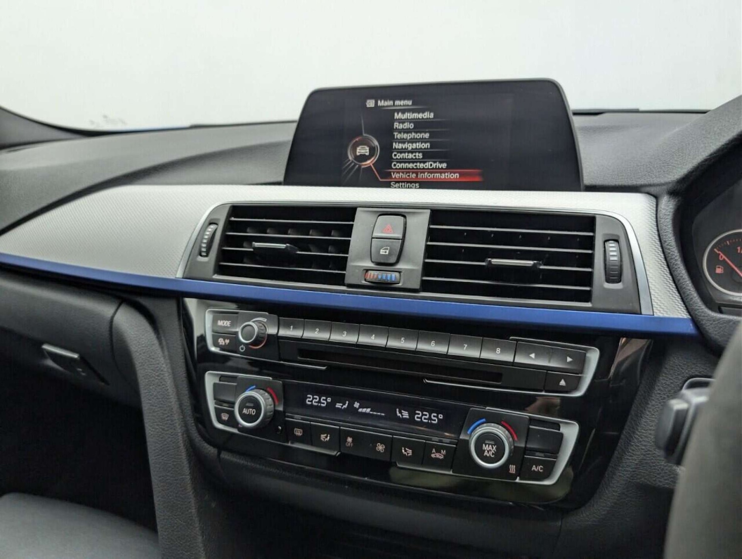 Used BMW 3 Series 2016 for sale - 77713675: Photo 12