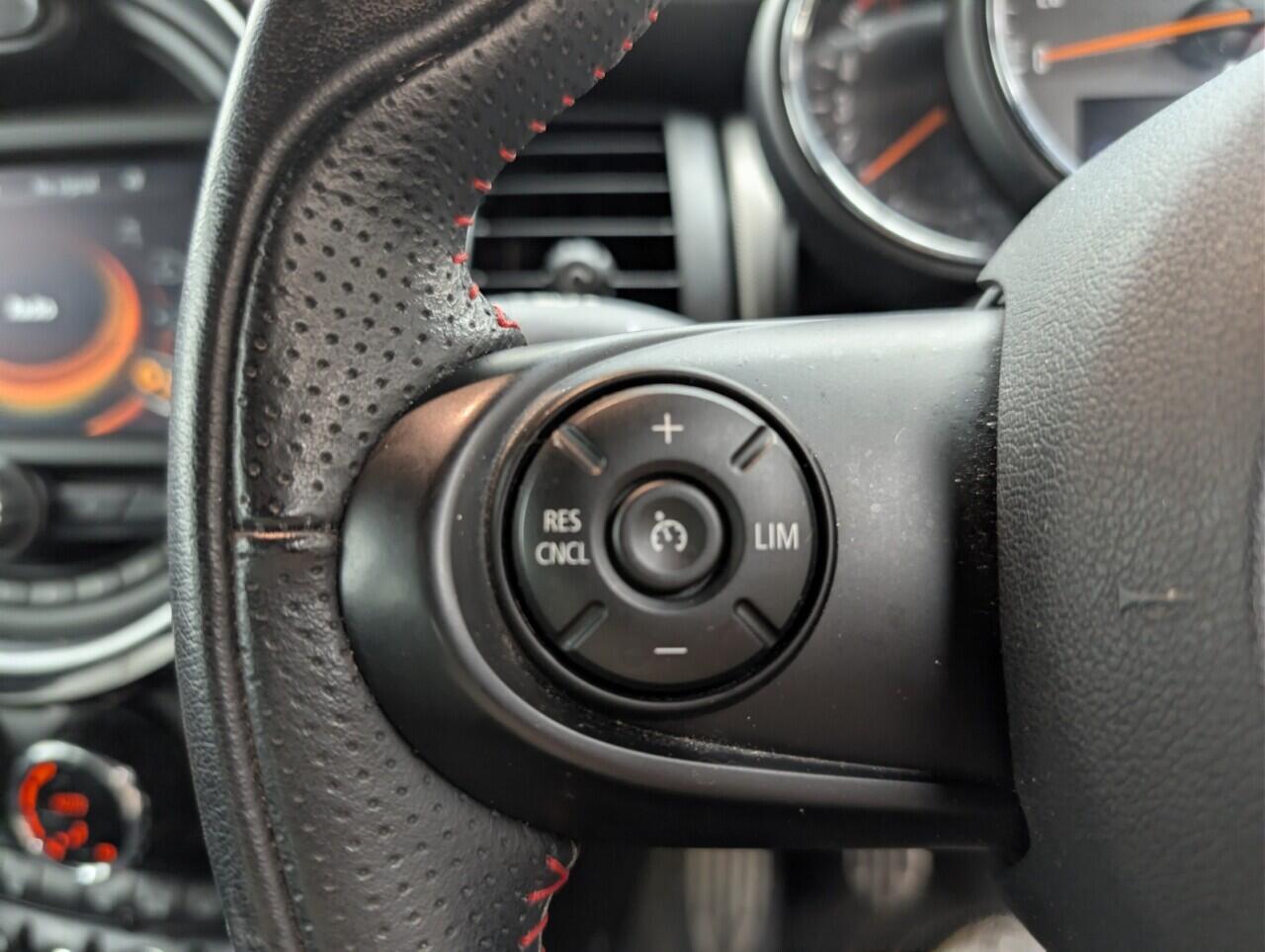 Used MINI Hatch 2016 for sale - 76585277: Photo 18