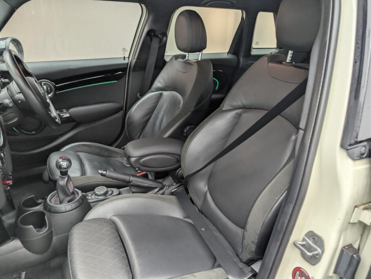 Used MINI Hatch 2016 for sale - 76585277: Photo 27