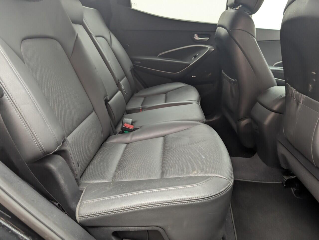 Used Hyundai Santa Fe 2016 for sale - 77109707: Photo 26