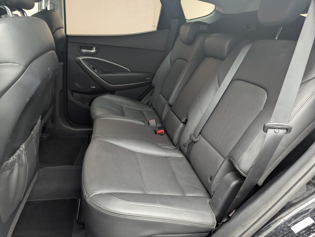 Used Hyundai Santa Fe 2016 for sale - 77109707: Photo 28