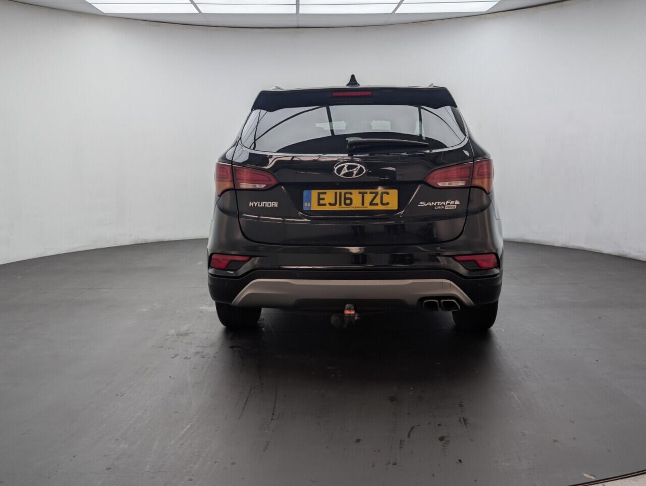 Used Hyundai Santa Fe 2016 for sale - 77109707: Photo 7