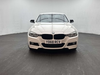 Used BMW 3 Series 2018 for sale - 79307987: Photo