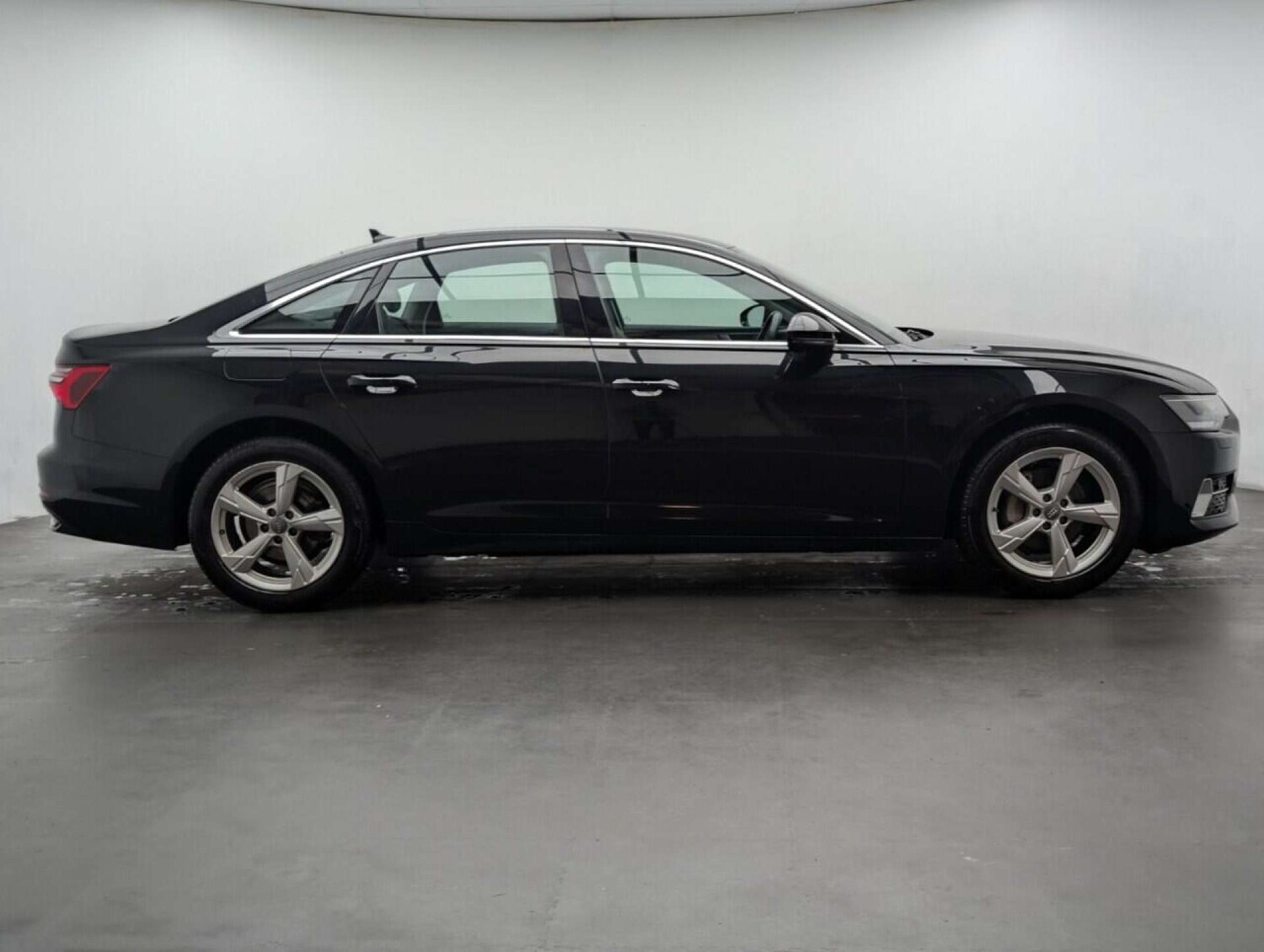 Used Audi A6 Saloon 2019 for sale - 77713852: Photo 9