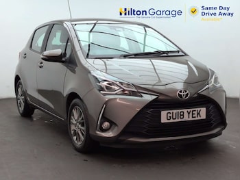 Used Toyota Yaris 2018 for sale - 79432699: Photo