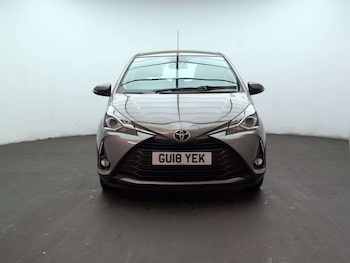 Used Toyota Yaris 2018 for sale - 79432699: Photo