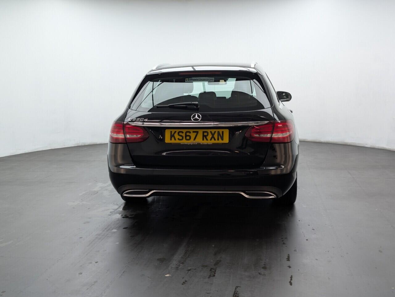 Used Mercedes-Benz C Class 2017 for sale - 76424676: Photo 7