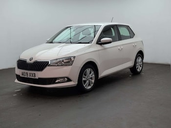 Used Skoda Fabia 2019 for sale - 79504285: Photo