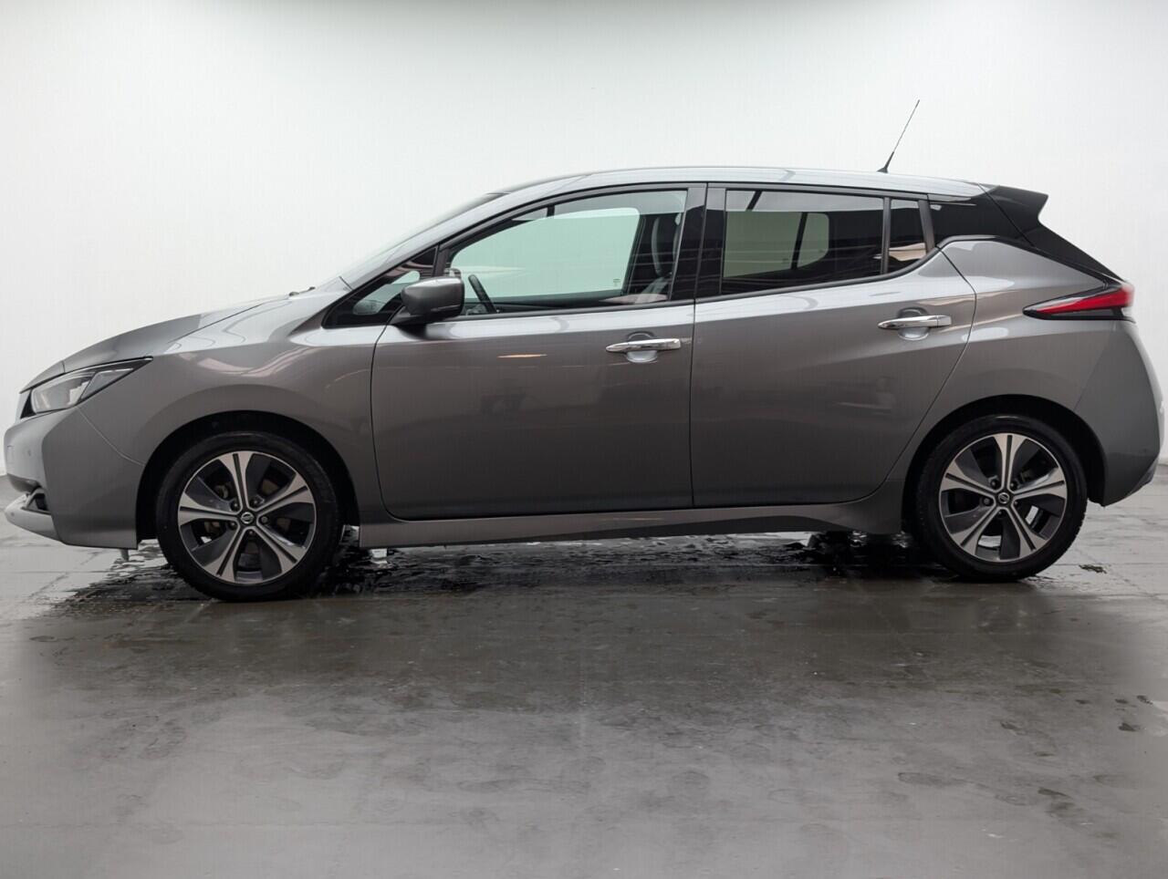 Used Nissan Leaf for sale - 77237605: Photo 5