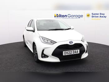 Used Toyota Yaris 2022 for sale - 79704625: Photo