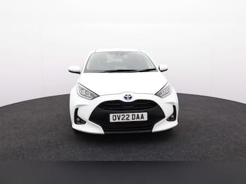 Used Toyota Yaris 2022 for sale - 79704625: Photo