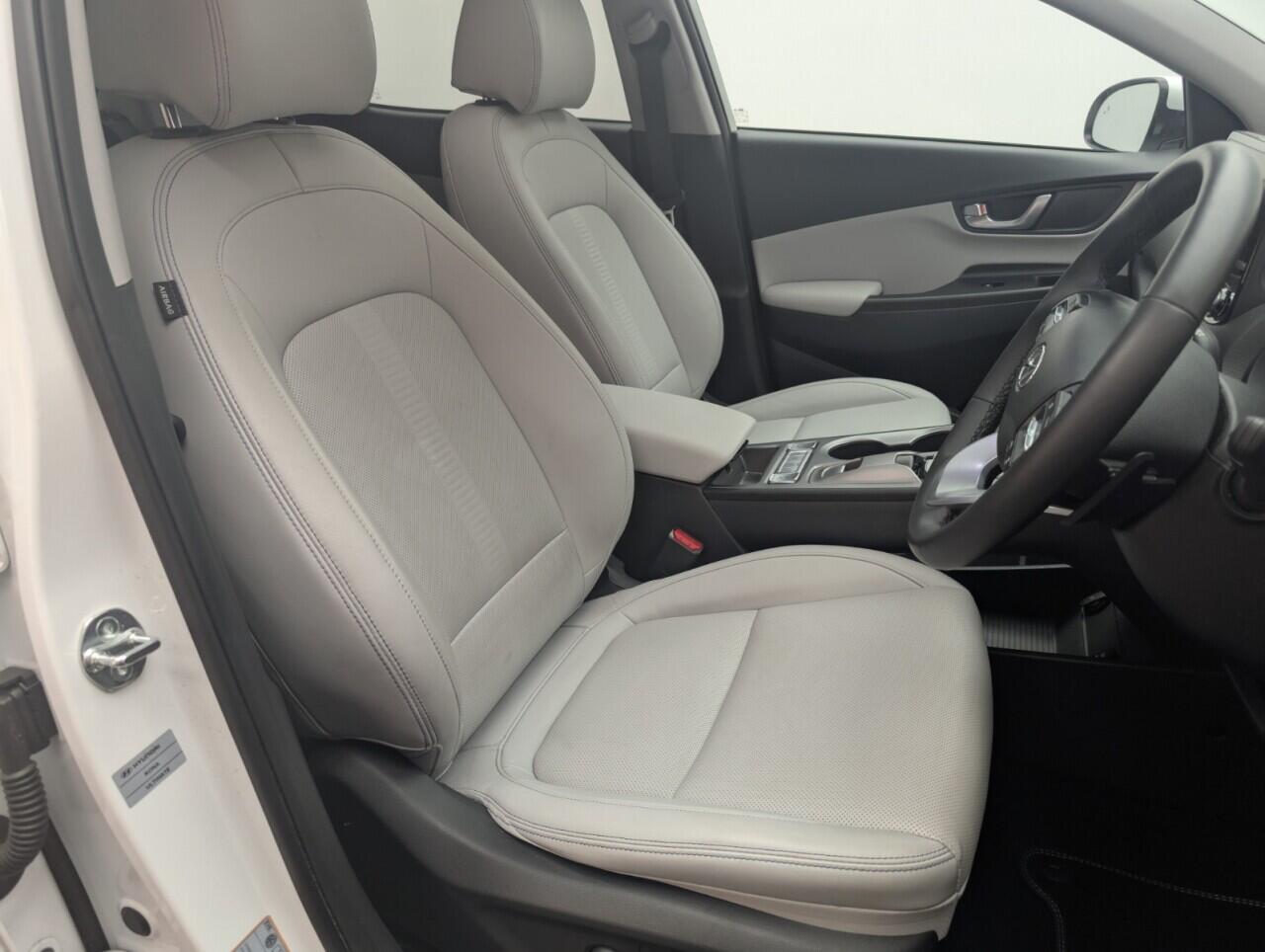 Used Hyundai KONA 2023 for sale - 76423473: Photo 11