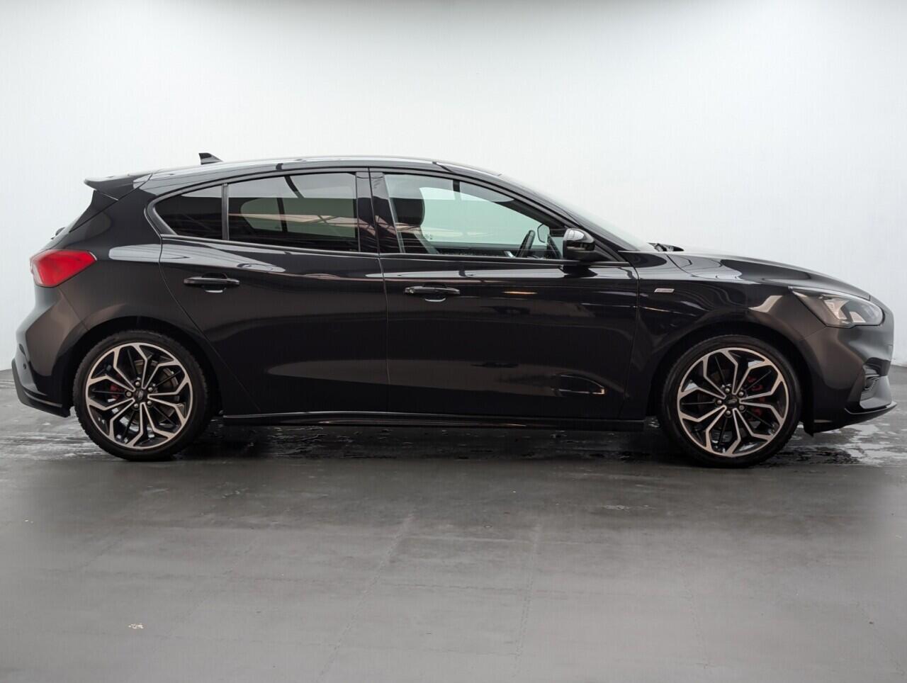 Used Ford Focus 2020 for sale - 76550931: Photo 9