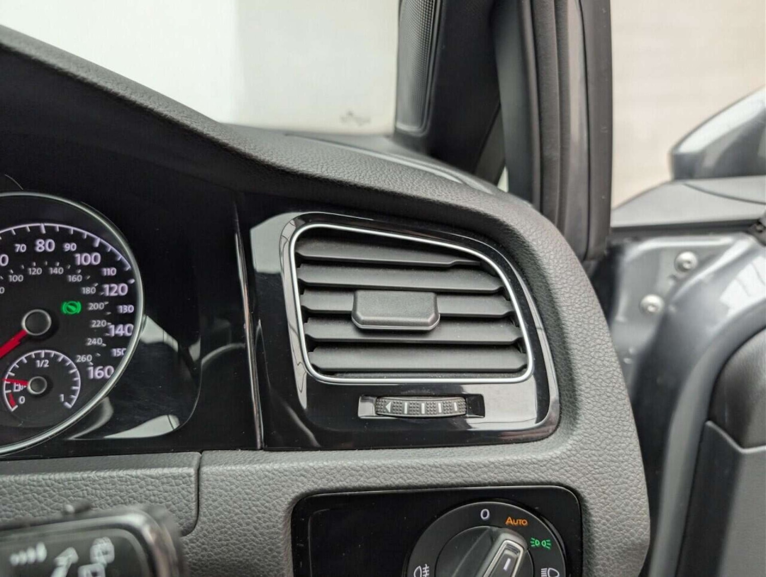 Used Volkswagen Golf 2019 for sale - 77714555: Photo 29