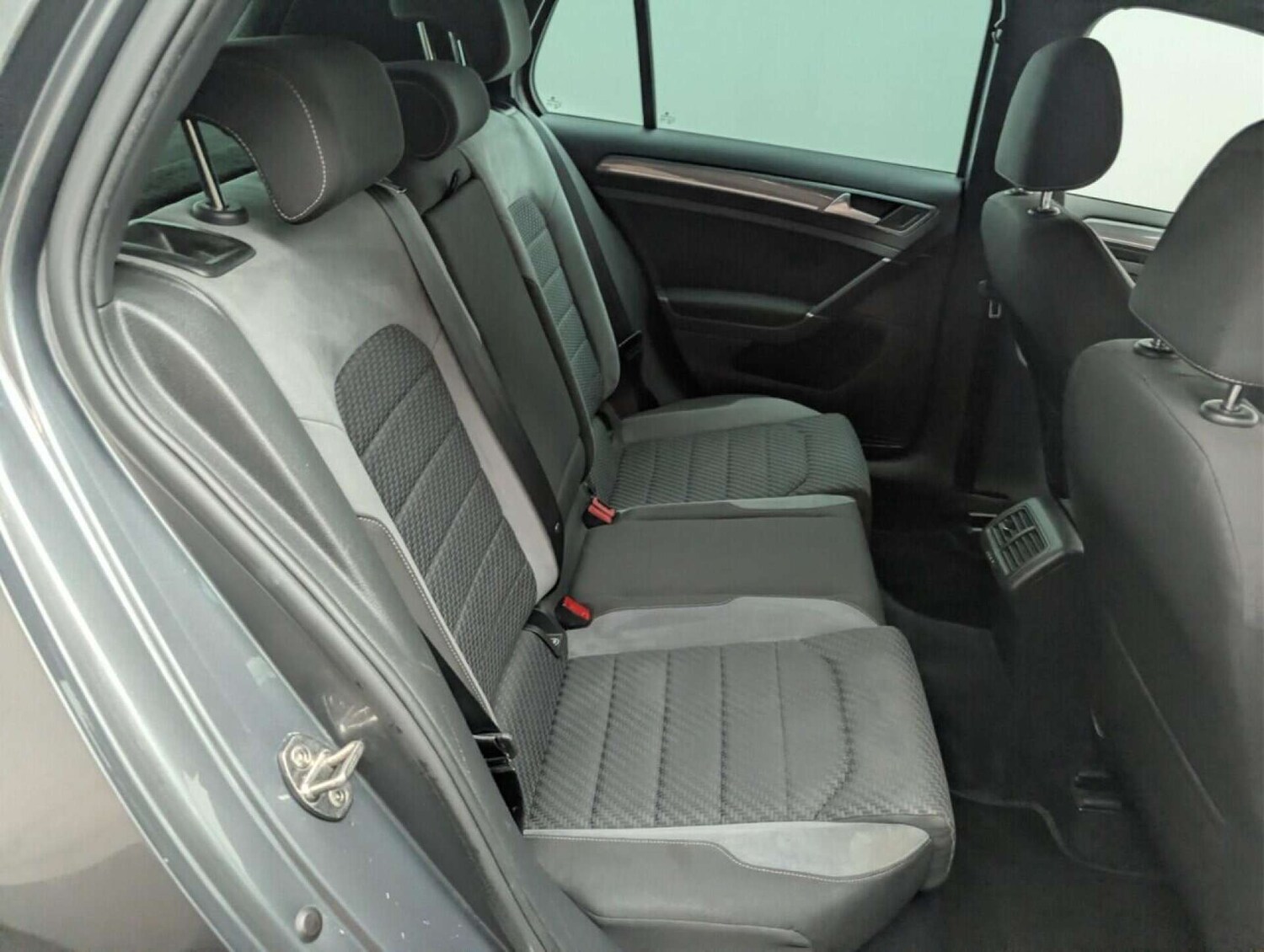 Used Volkswagen Golf 2019 for sale - 77714555: Photo 33