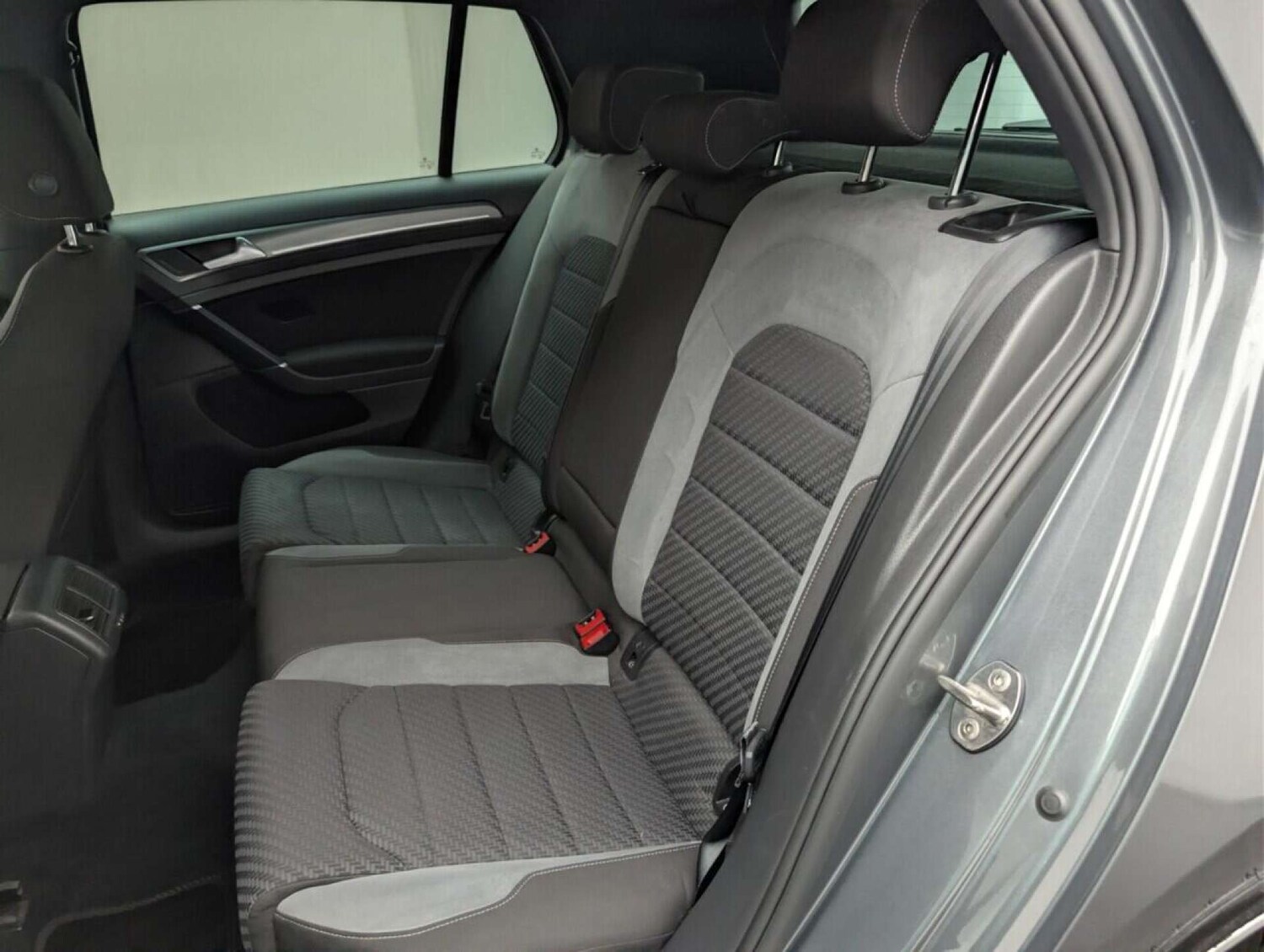 Used Volkswagen Golf 2019 for sale - 77714555: Photo 35