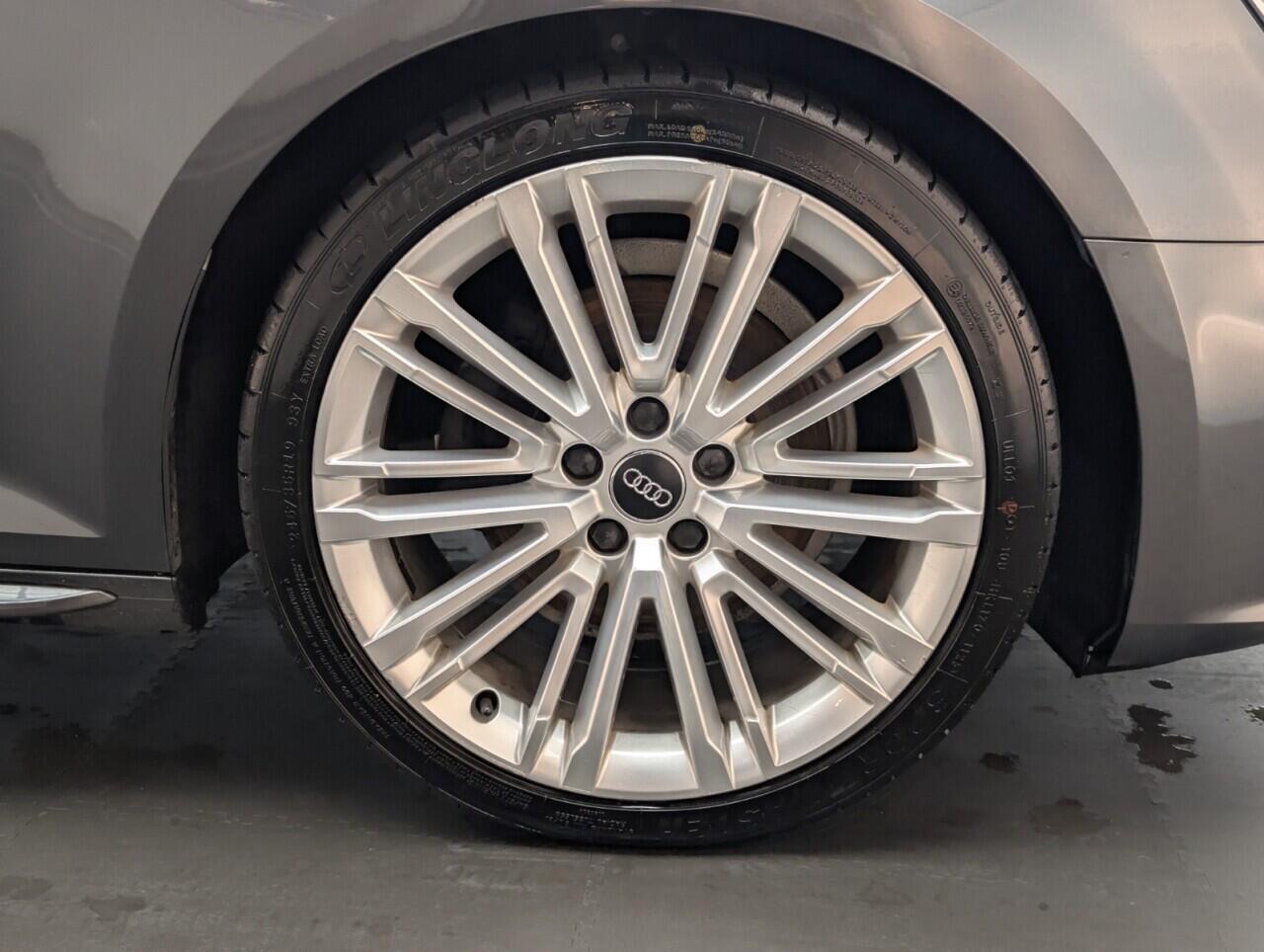 Used Audi A4 Avant 2019 for sale - 76423472: Photo 10