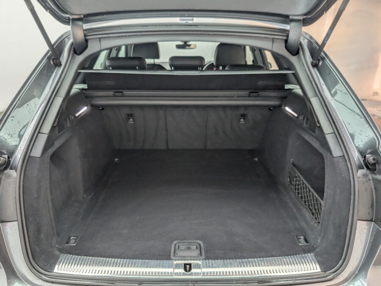 Used Audi A4 Avant 2019 for sale - 76423472: Photo 26