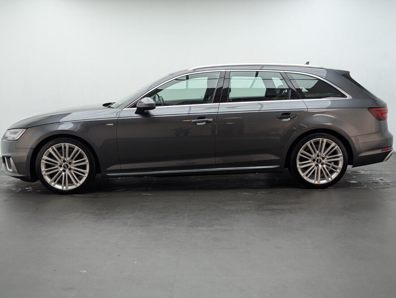 Used Audi A4 Avant 2019 for sale - 76423472: Photo 5
