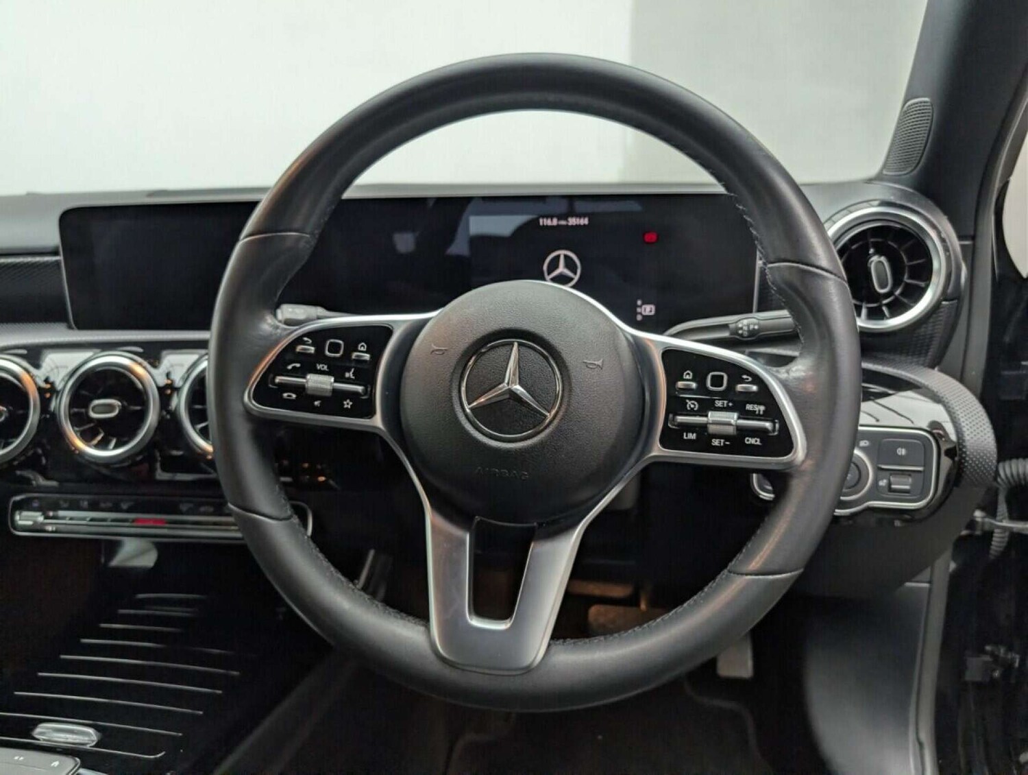 Used Mercedes-Benz A-Class 2018 for sale - 77714864: Photo 22