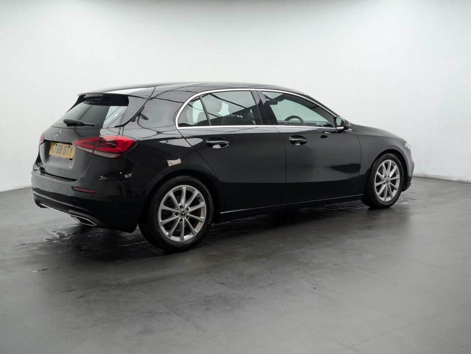 Used Mercedes-Benz A-Class 2018 for sale - 77714864: Photo 8