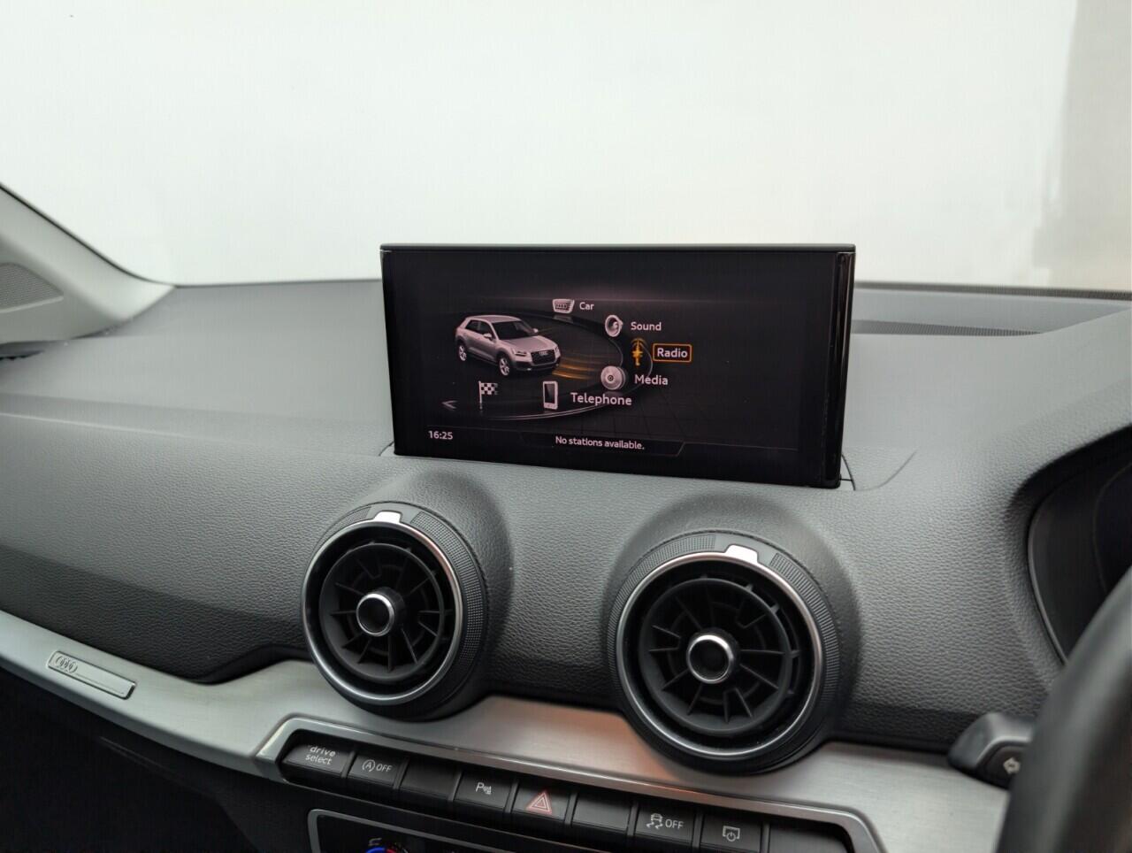 Used Audi Q2 2019 for sale - 76728370: Photo 13