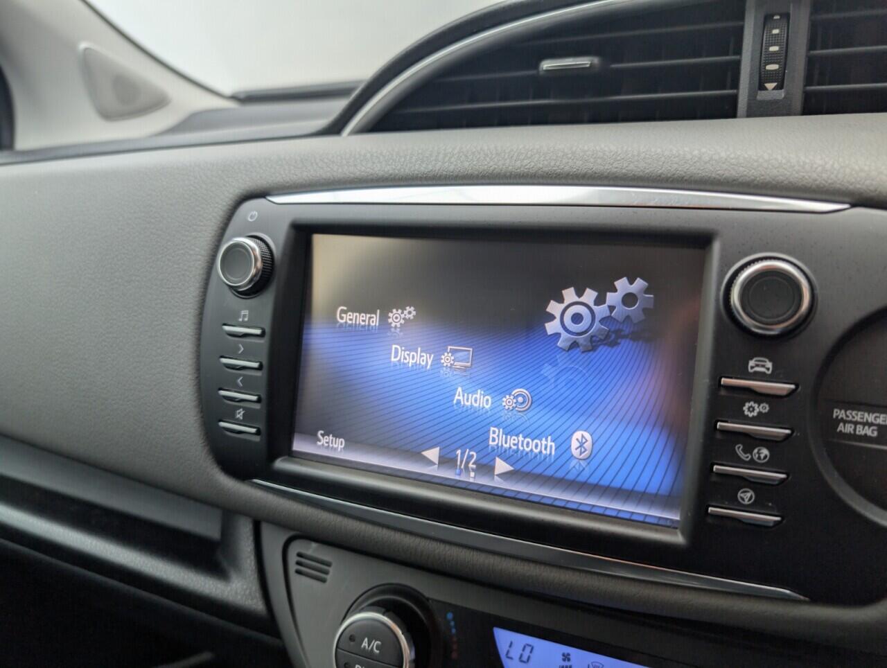 Used Toyota Yaris 2019 for sale - 76423241: Photo 14