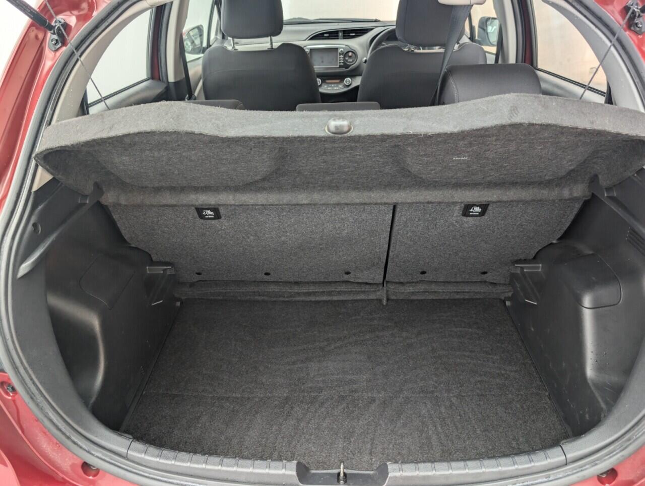 Used Toyota Yaris 2019 for sale - 76423241: Photo 26