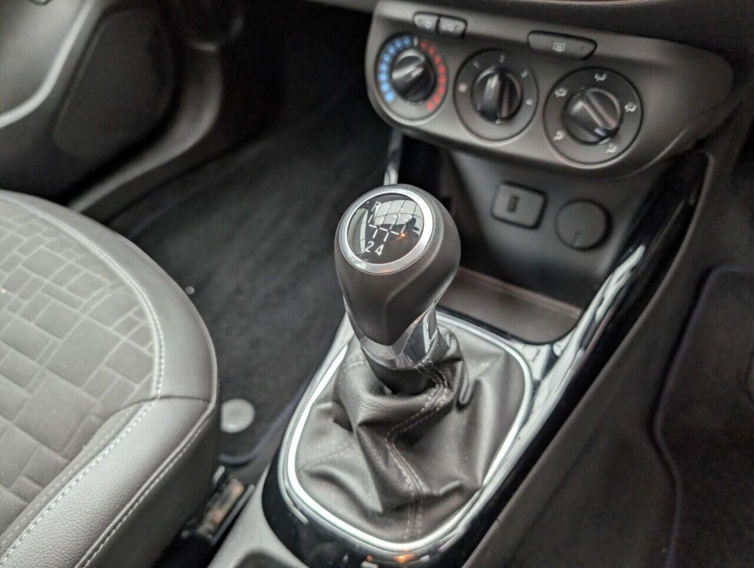 Used Vauxhall Corsa 2016 for sale - 77714281: Photo 16