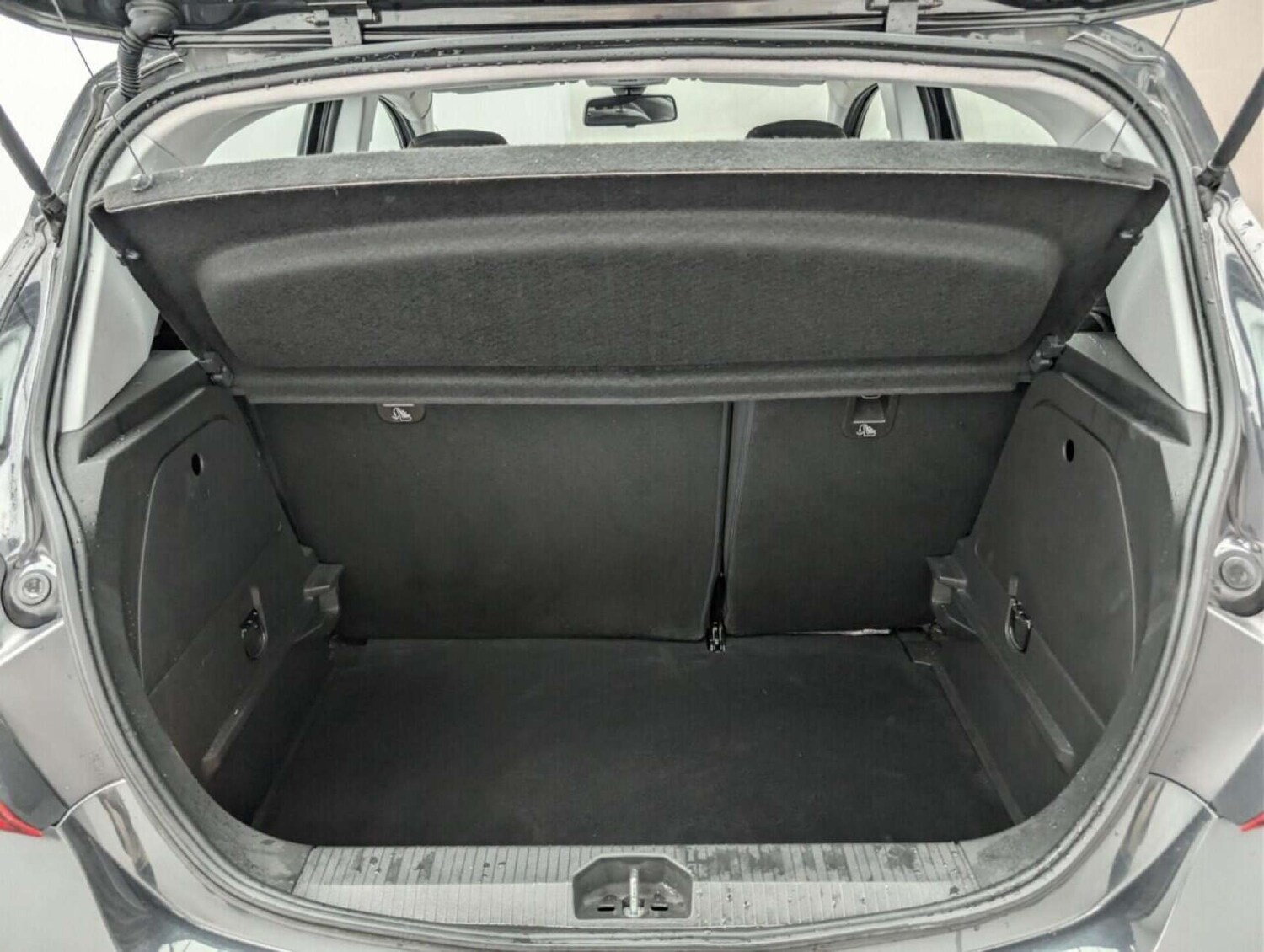 Used Vauxhall Corsa 2016 for sale - 77714281: Photo 23