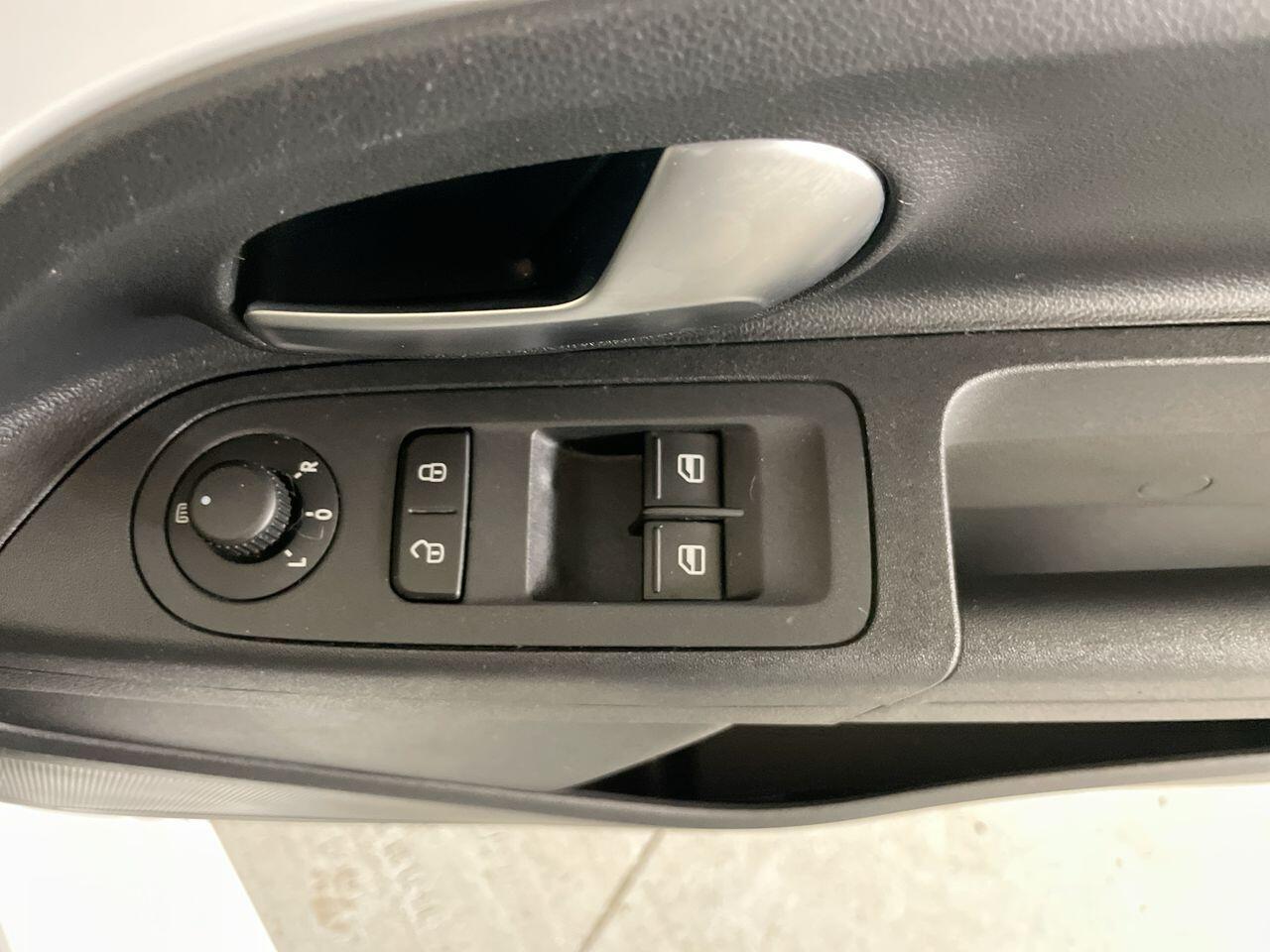 Used Volkswagen up! 2018 for sale - 77550433: Photo 33