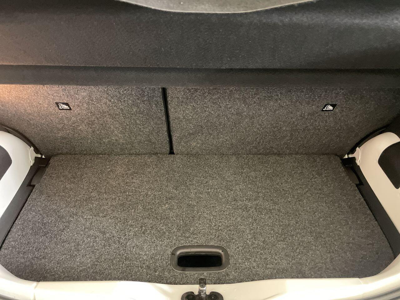 Used Volkswagen up! 2018 for sale - 77550433: Photo 38