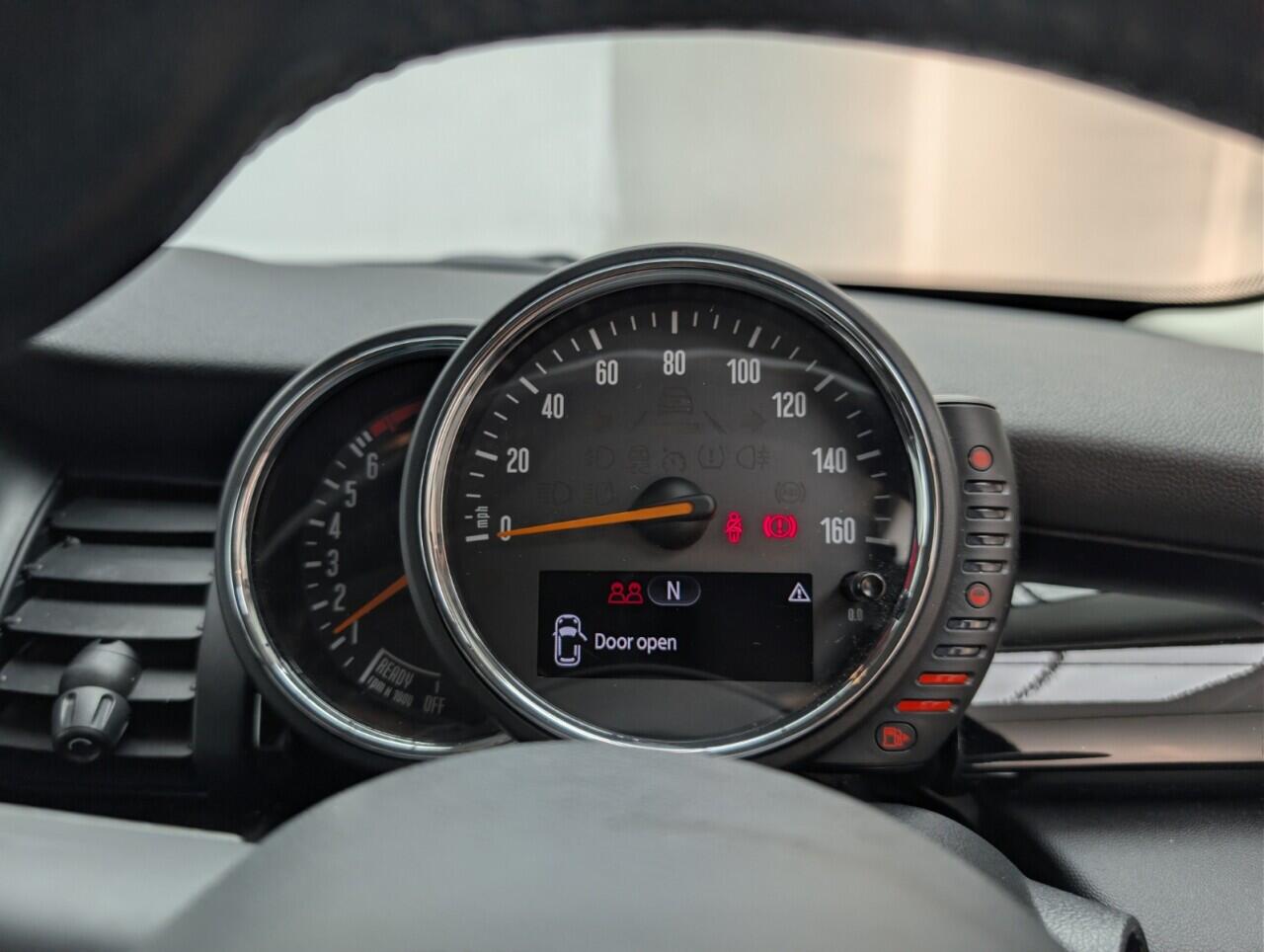 Used MINI Hatch 2016 for sale - 76743544: Photo 17