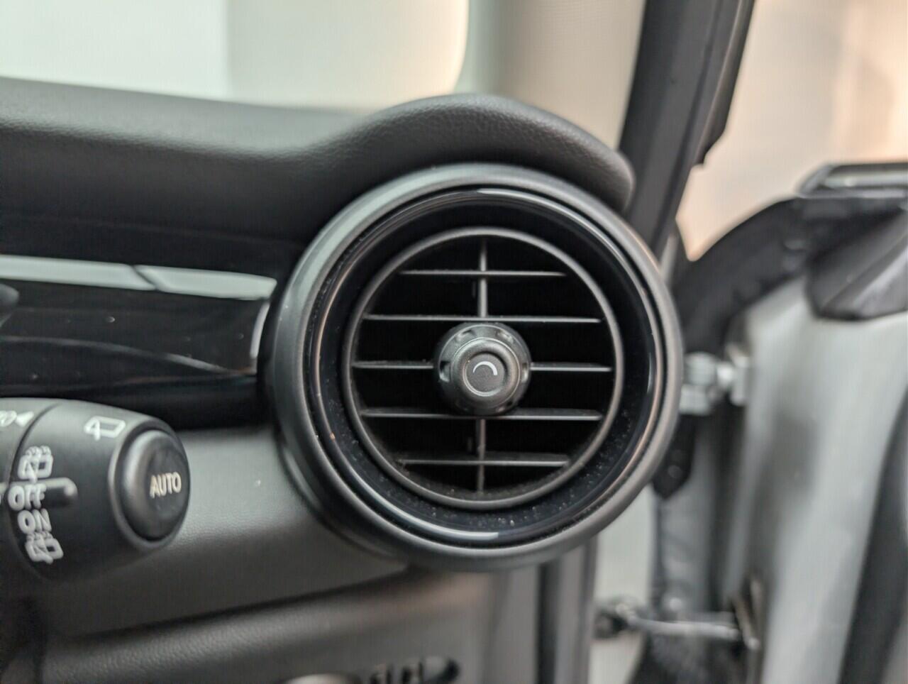 Used MINI Hatch 2016 for sale - 76743544: Photo 20