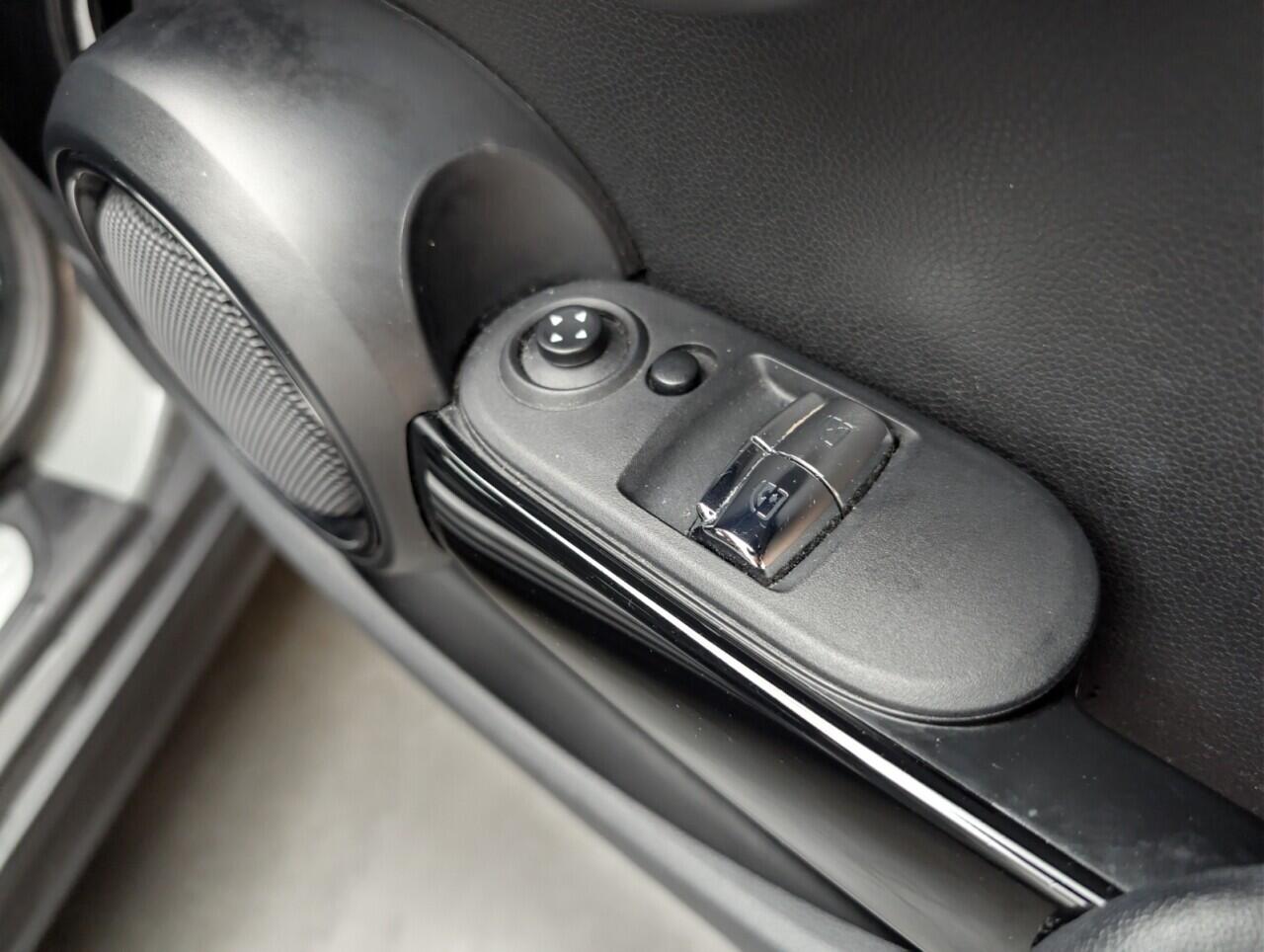 Used MINI Hatch 2016 for sale - 76743544: Photo 21