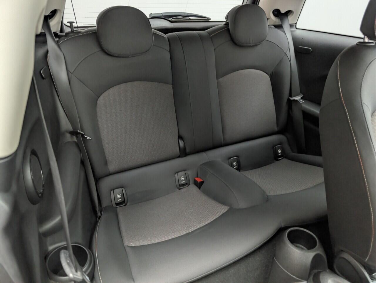 Used MINI Hatch 2016 for sale - 76743544: Photo 23