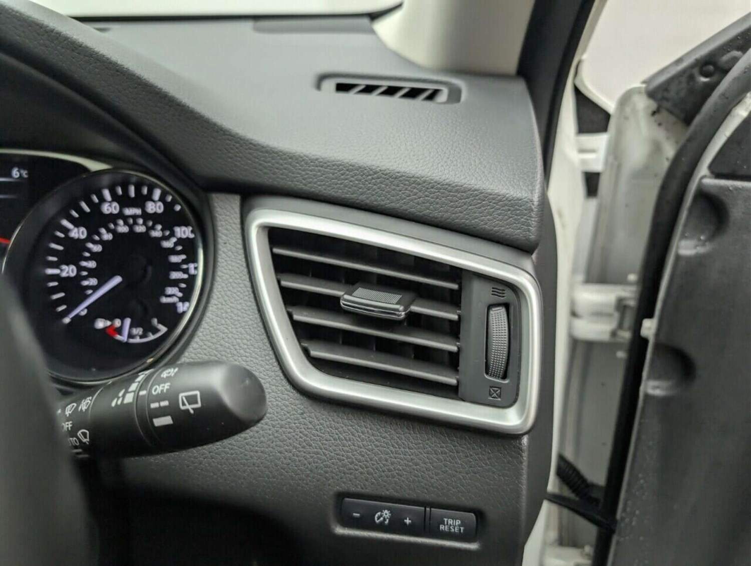 Used Nissan X-Trail 2015 for sale - 77713762: Photo 19