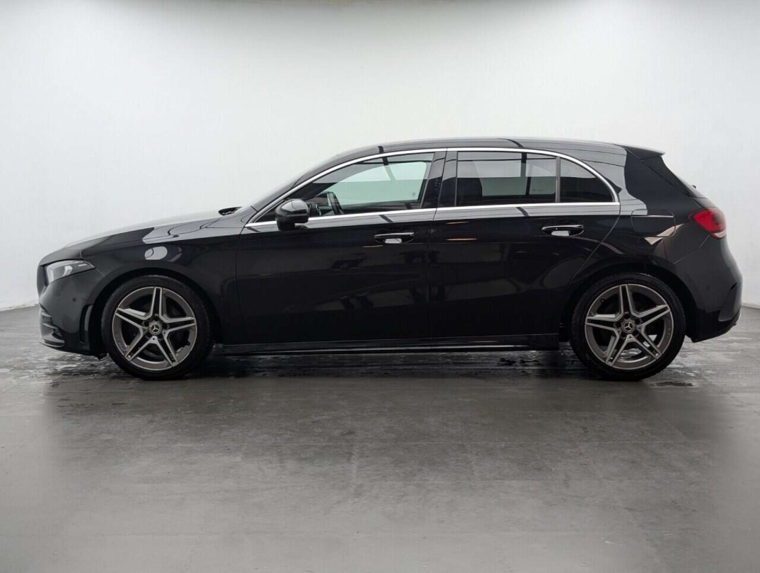 Used Mercedes-Benz A-Class 2020 for sale - 77713080: Photo 5